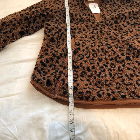 Ampersand Pullover Fleece - Picture 9 of 10